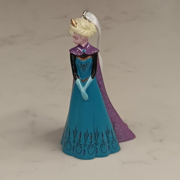 Elsa, from Frozen, ornament. - Picture 4 of 6